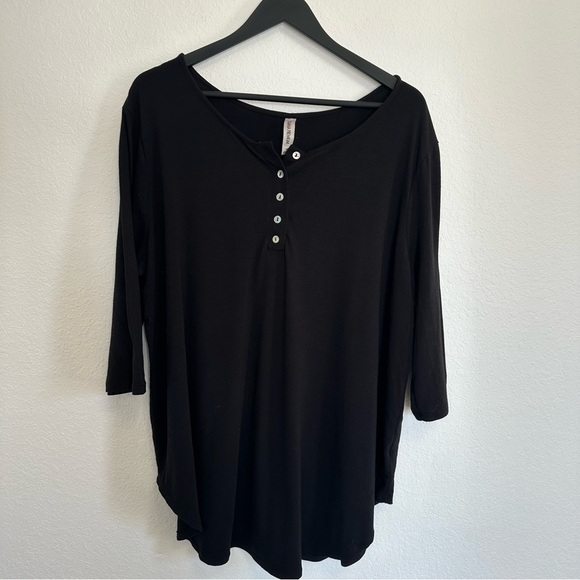 Zenana Premium Block Shirt 3/4 Length Sleeves Quarter Button Front Size 1X - Picture 1 of 4